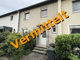 Ein Reihenhaus, welches durch die Immobilienvermittlung Ziolka vermittelt worden ist.