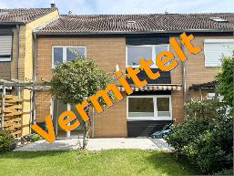 Ein Reihenhaus, welches durch die Immobilienvermittlung Ziolka vermittelt worden ist.