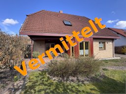Ein Einfamilienhaus, welches durch die Immobilienvermittlung Ziolka vermittelt worden ist.