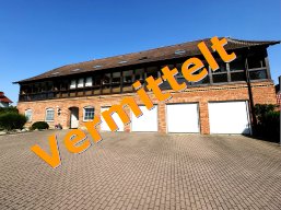 Ein Mehrfamilienhaus, welches durch die Immobilienvermittlung Ziolka vermittelt worden ist.